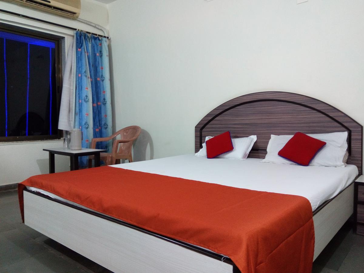 Hotel Guruji Alībāg Esterno foto